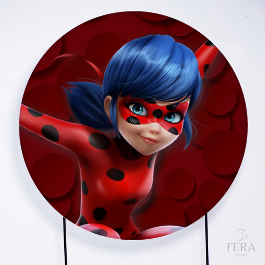 Painel Redondo Heroína Joaninha Vermelho Sublimado