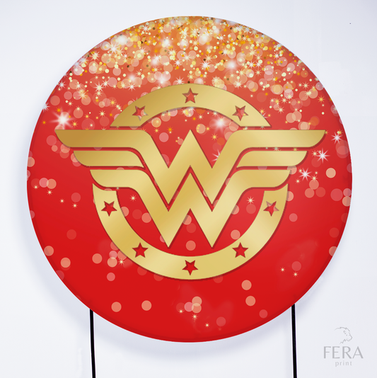 Painel Redondo Heroína Maravilha Vermelho e Dourado Sublimado